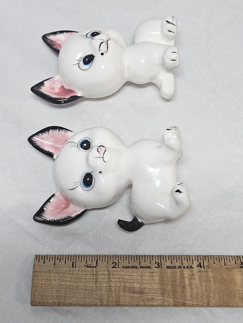 Vintage White Ceramic  Cat Salt And Pepper Shakers Pair Kitten S&P